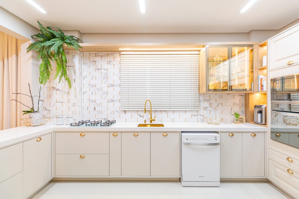quanto custa decorar uma cozinha bege