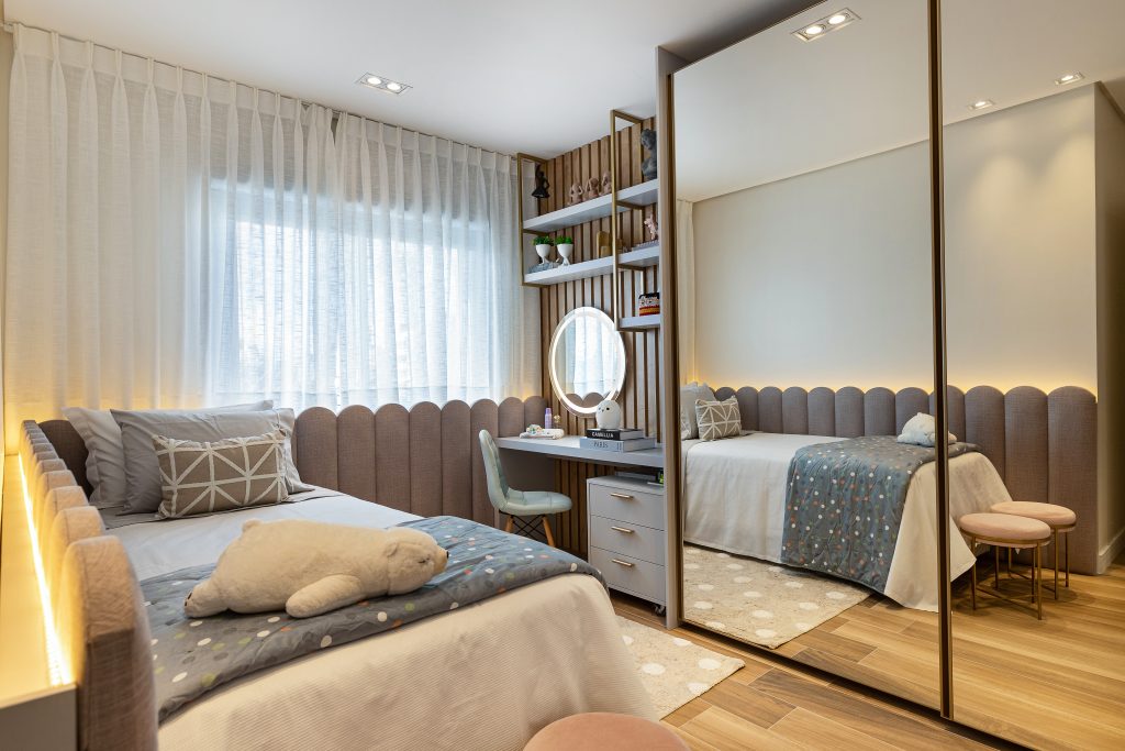 Como escolher o piso ideal para quartos pequenos e criar continuidade visual