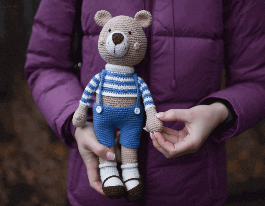 1. Guia Completo de Materiais para Amigurumi Iniciante
2. Como Ler Receitas de Amigurumi: Desvendando as Siglas
3. Os Melhores Kits de Amigurumi para Começar do Zero
4. Técnicas Essenciais de Crochê para Amigurumi: Do Básico ao Avançado
5. Erros Comuns de Iniciantes em Amigurumi e Como Evitá-los