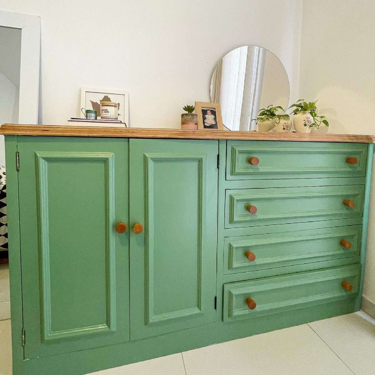 Guia Completo: Como Escolher o Armário de Cozinha Retrô Perfeito para Sua Casa