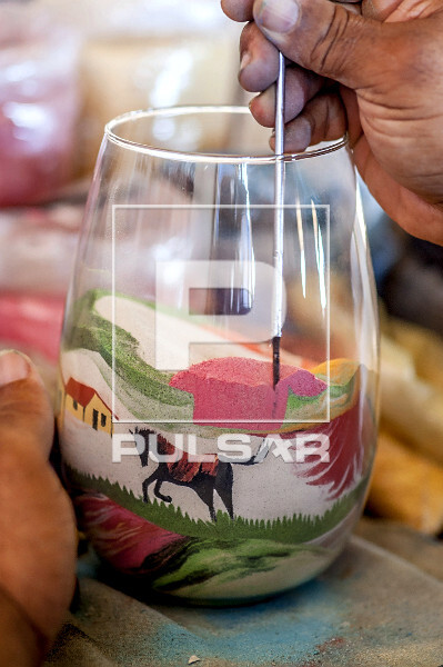 erros comuns ao fazer areia colorida em casa