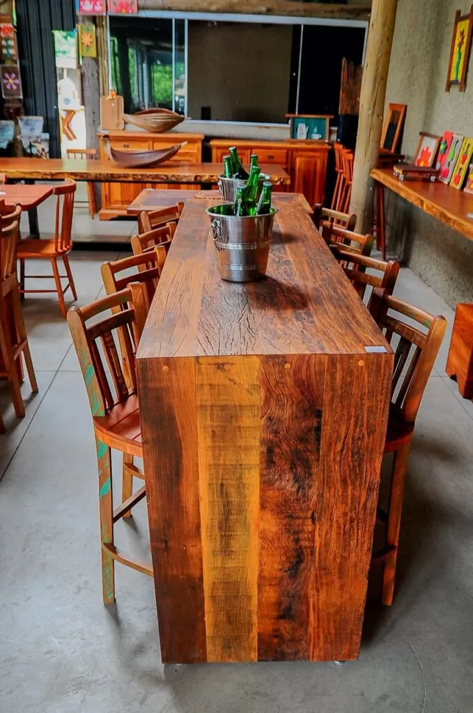 bancada de madeira cumaru para área gourmet