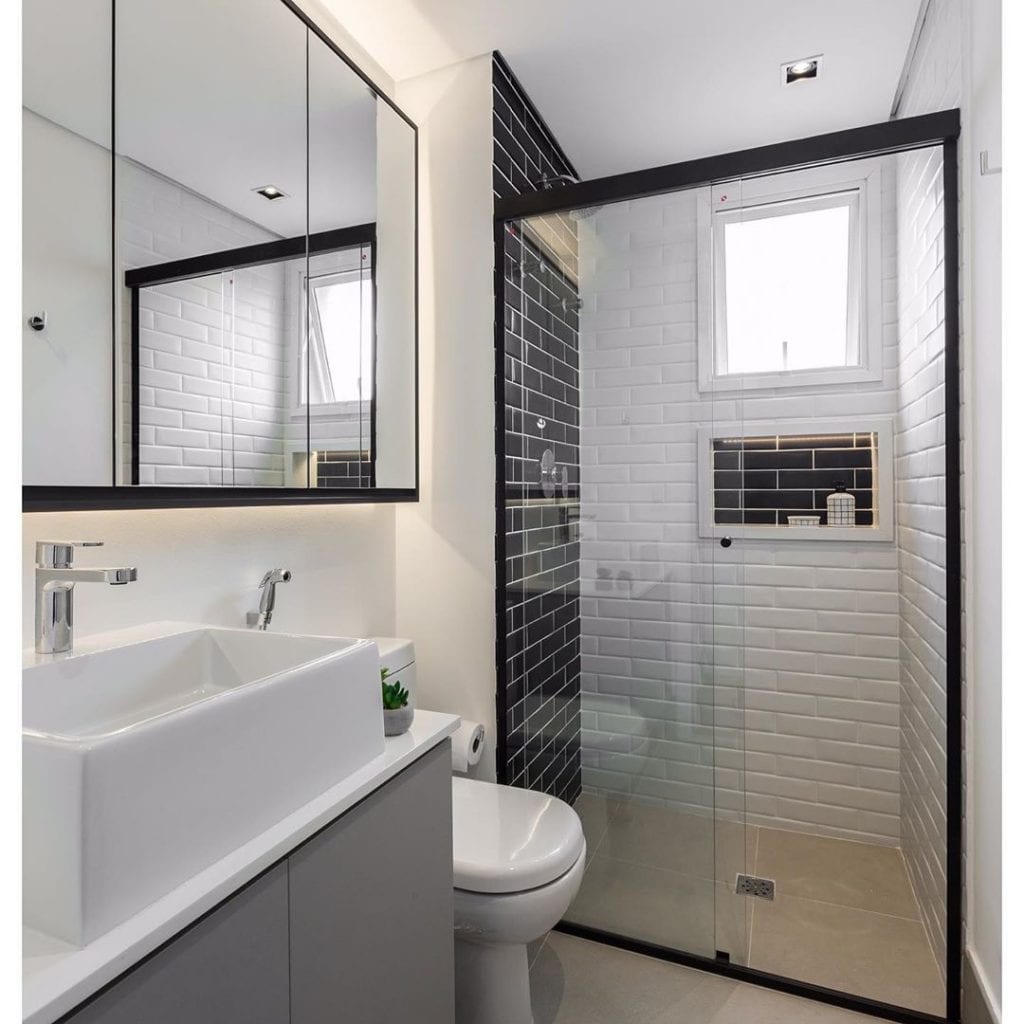 Iluminação para Banheiro Pequeno: Crie um Ambiente Relaxante e Sofisticado