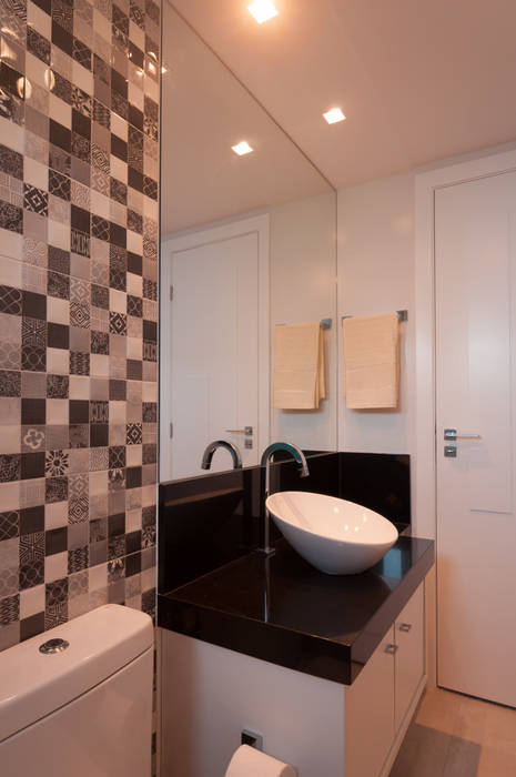 Como Escolher os Melhores Revestimentos para Banheiro Preto e Branco