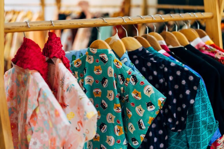 Moda sustentável: O impacto dos brechós no consumo consciente