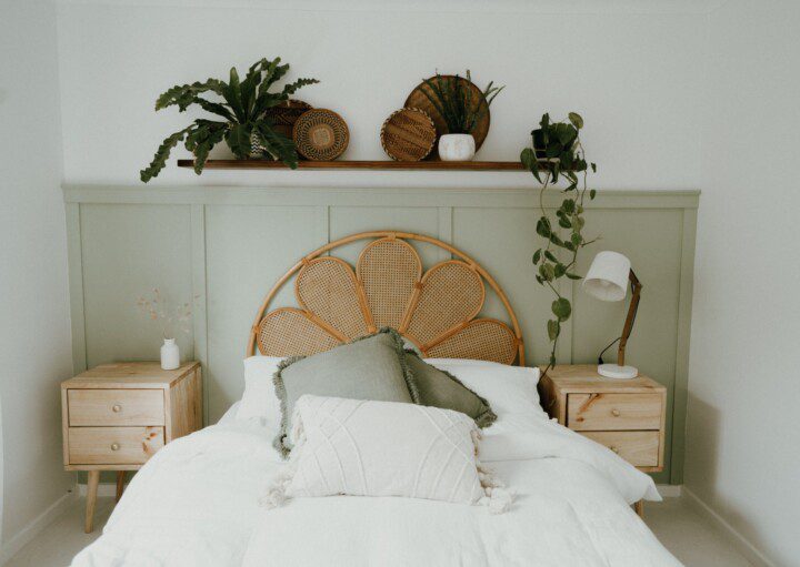 ideias de cabeceira de cama estofada para quarto pequeno