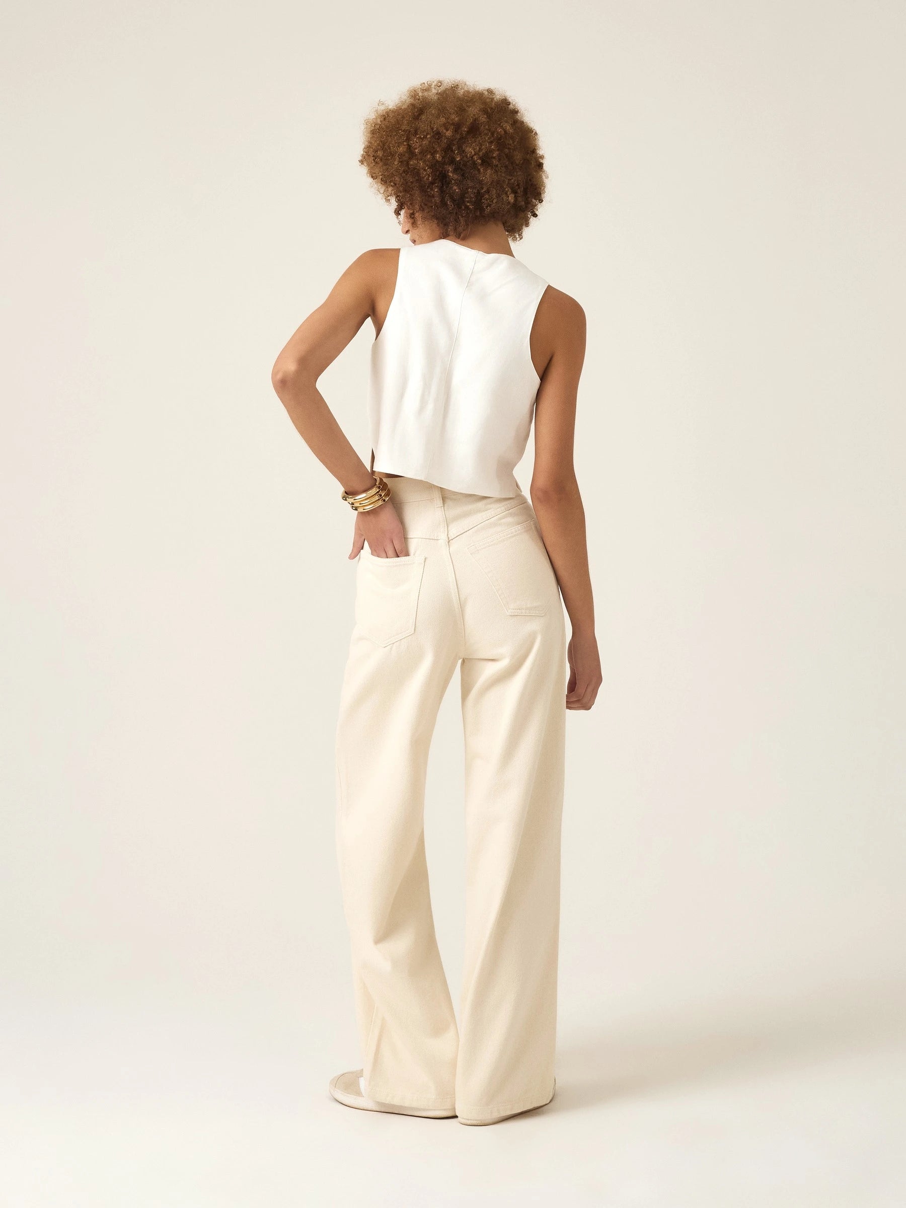 calça jeans wide leg lavagem clara
