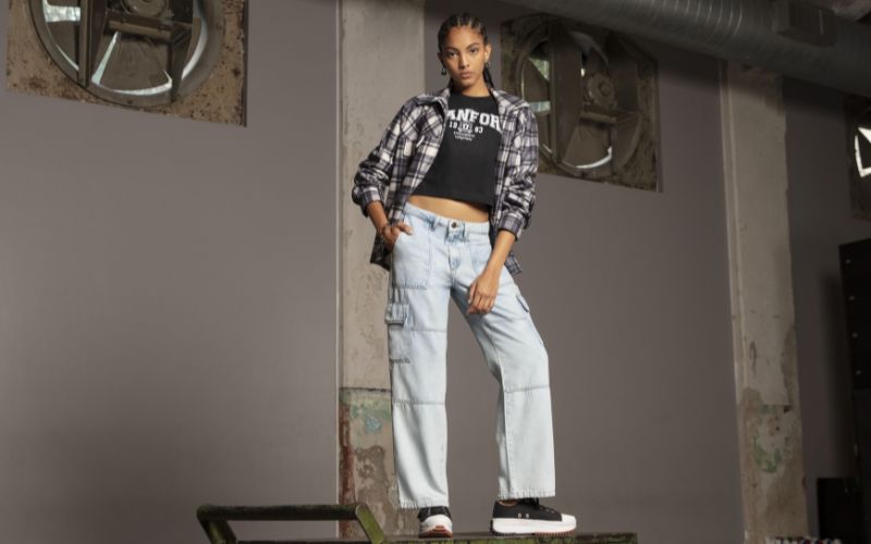 calça jeans wide leg cintura alta
