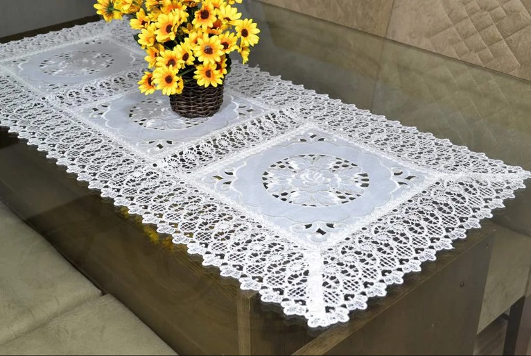 caminho de mesa crochê flor simples passo a passo