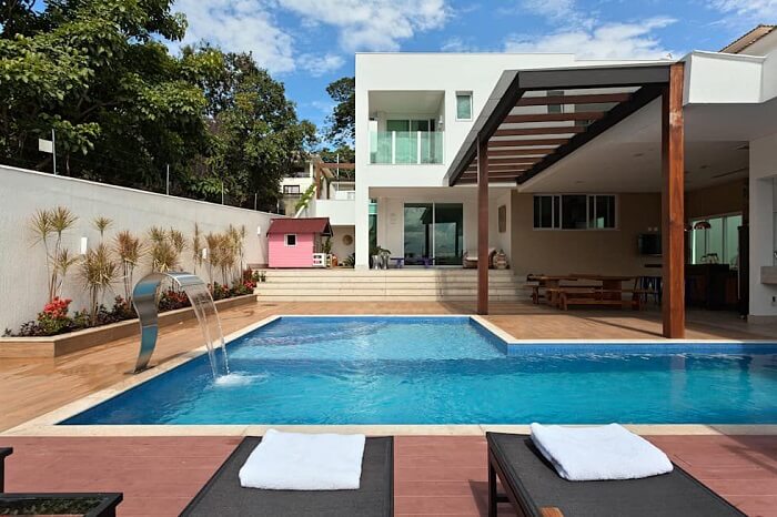 quanto custa construir uma casa com piscina