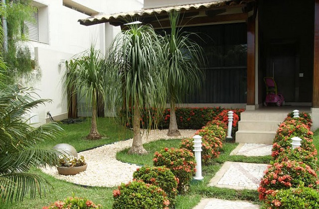 cascalho para caminho de jardim