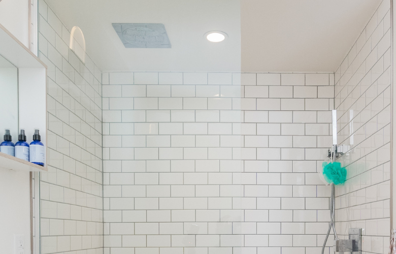 5 ideias de títulos:
1. Chuveiro de Teto: O Guia Completo para um Banho de Luxo
2. Transforme seu Banheiro: Estilos e Inspirações de Chuveiros de Teto
3. Chuveiro de Teto: O que Você Precisa Saber Antes de Comprar
4. Principais Marcas e Modelos de Chuveiros de Teto em 2024
5. Instalação e Manutenção do Chuveiro de Teto: Dicas Essenciais