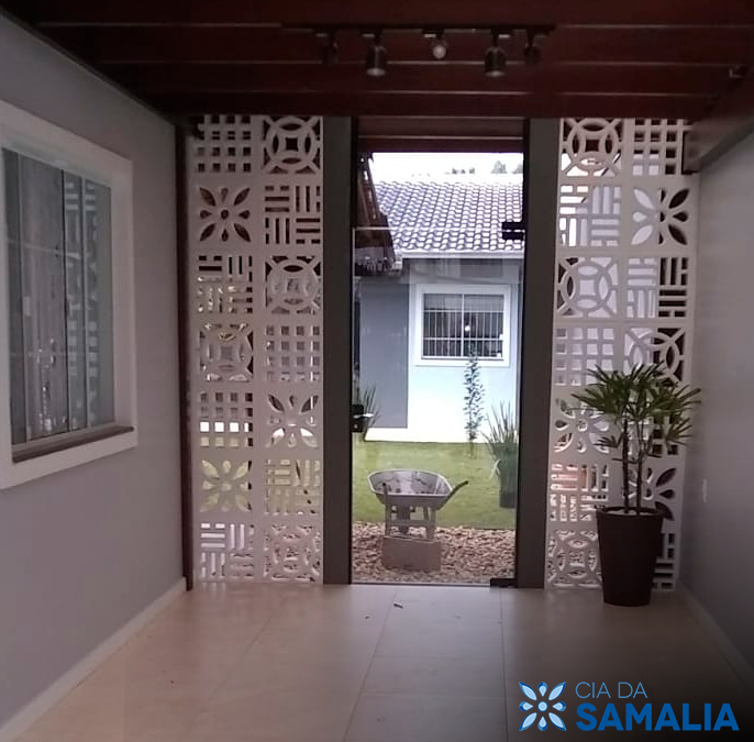 cobogó para banheiro pequeno com pouca luz