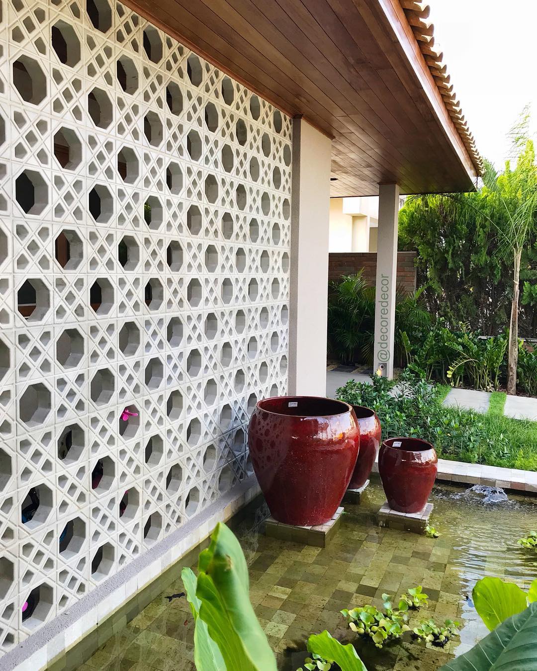 cobogó para banheiro pequeno com pouca luz