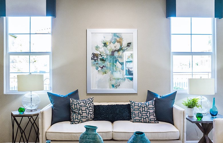 Guia completo de cores para almofadas em sofás neutros