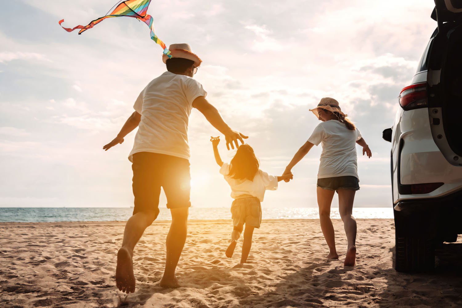 1. Como envolver todos no planejamento da viagem em família.
2. Dicas essenciais de organização para viagens com crianças.
3. Criando memórias inesquecíveis: atividades para fazer em família.
4. Os melhores destinos para viagens em família no Brasil e no exterior.
5. Como garantir a segurança e o bem-estar da sua família em viagens.