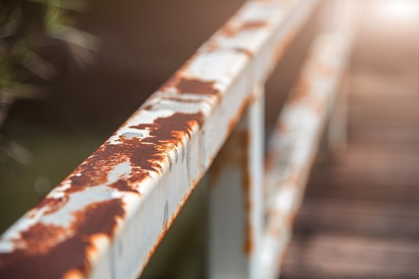 Guia Completo: Como Prevenir a Ferrugem em Metais