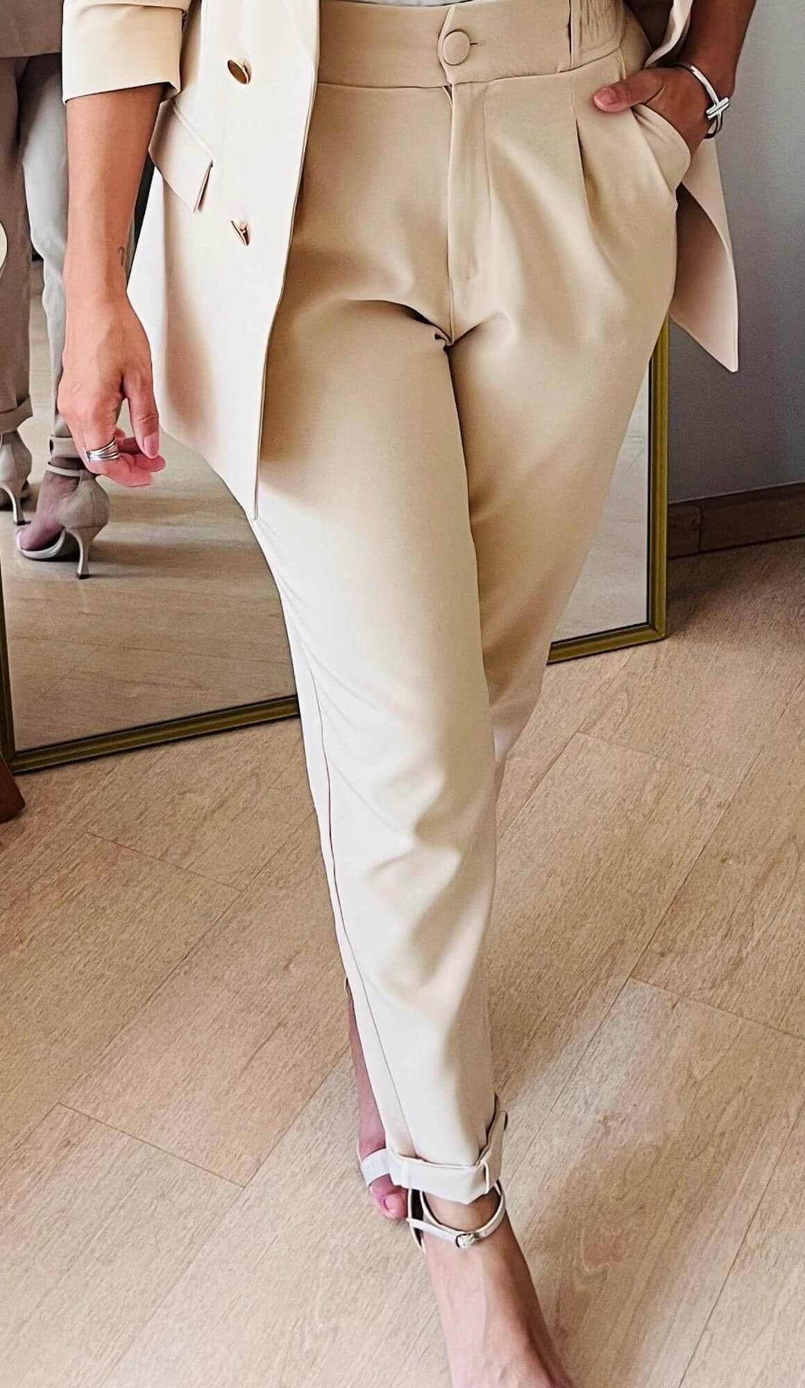 como usar calca alfaiataria bege