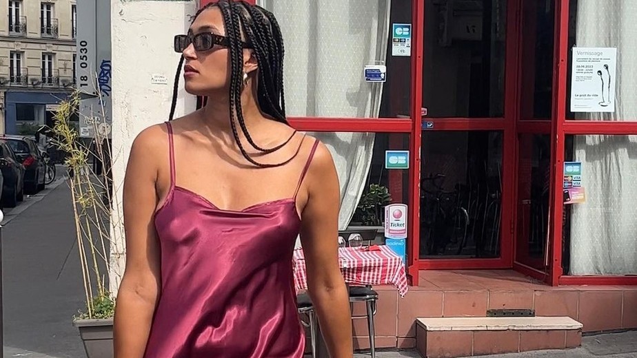 Acessórios que transformam seu slip dress