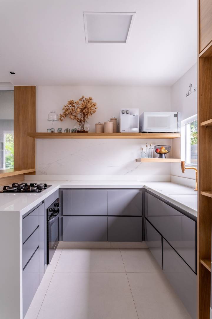 ideias de cozinha moderna pequena funcional
