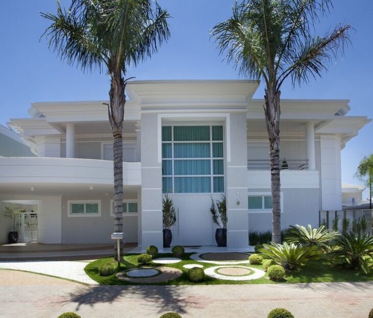 cores para casa estilo colonial com jardim