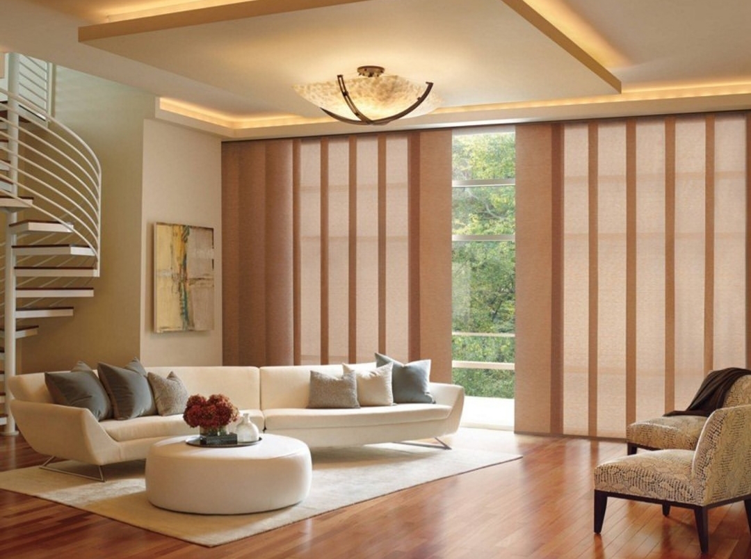 Linho vs. Voil: Qual o Melhor Tecido para Sua Cortina de Sala?