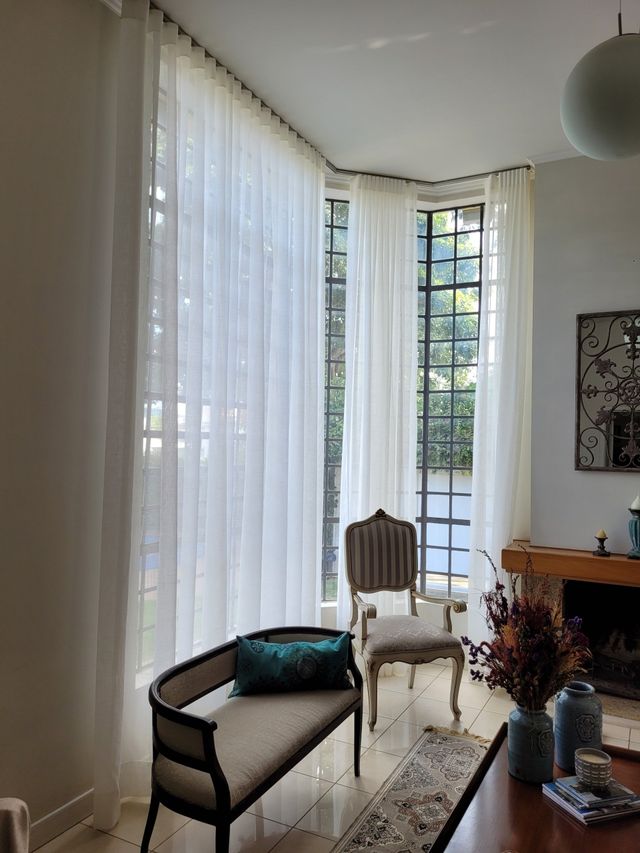 Dicas de Instalação de Cortinas: Altura Ideal e Caimento Perfeito