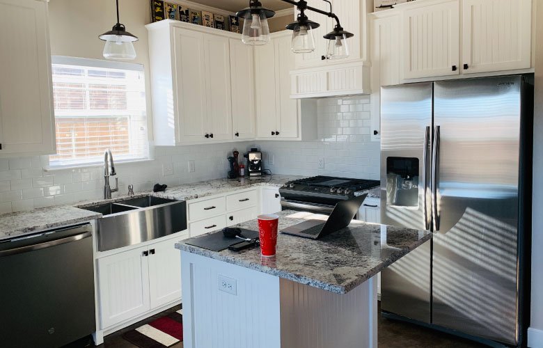 ideias cozinha com ilha pequena apartamento