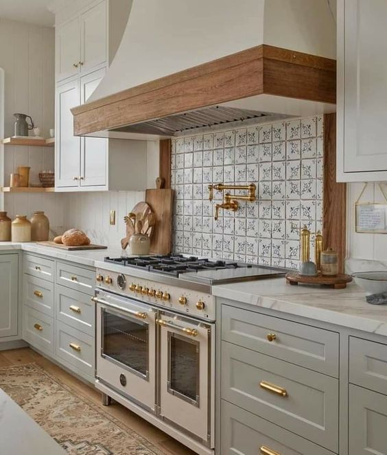 Cozinha Provençal Modulada vs. Planejada: Qual a Melhor Opção?