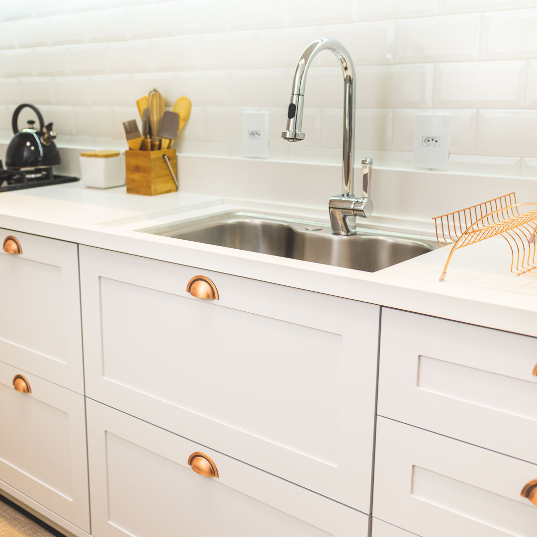 Os Segredos do Acabamento Envelhecido em Móveis Provençais