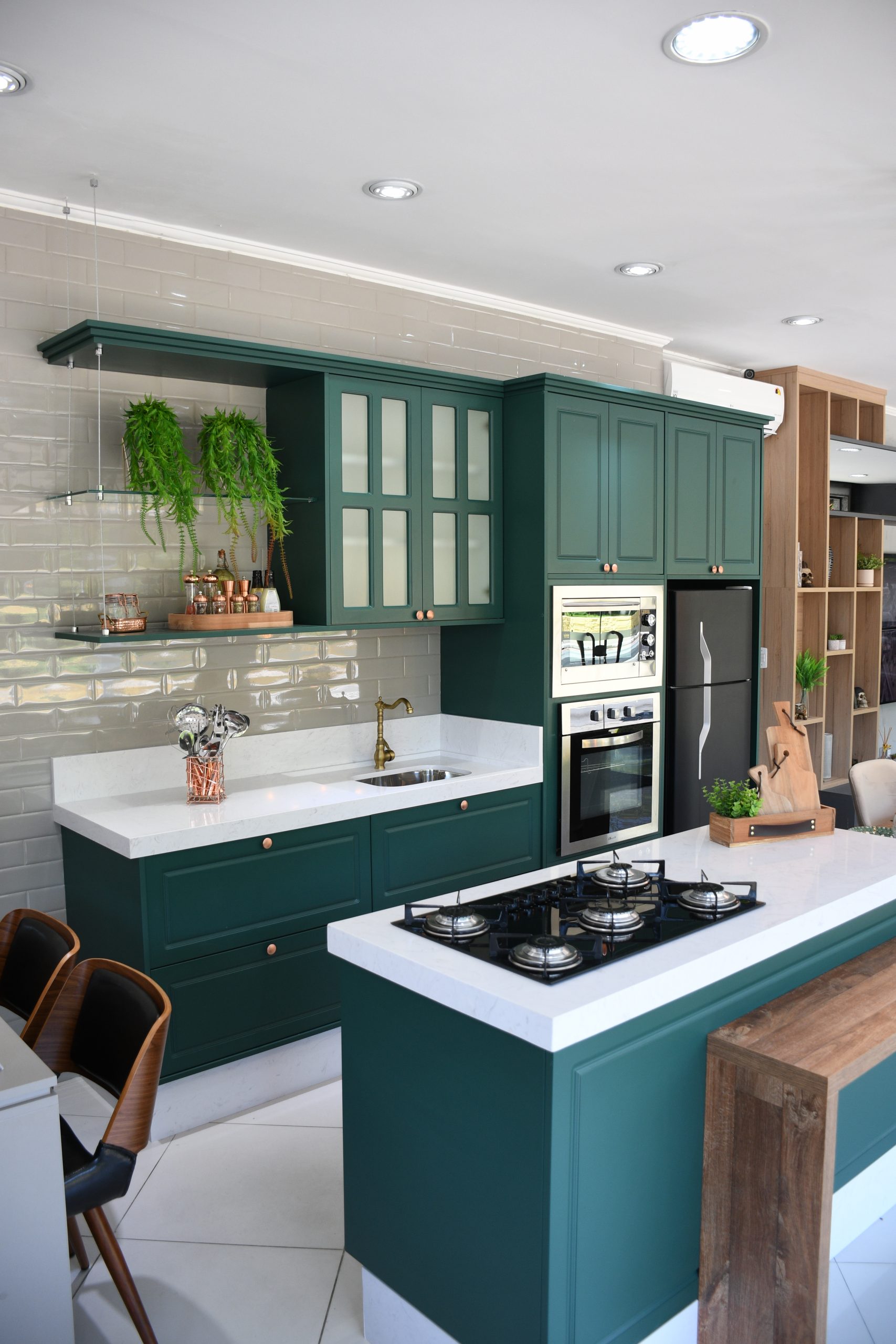 Os Segredos do Acabamento Envelhecido em Móveis Provençais