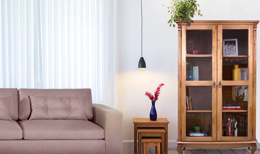 erros comuns ao decorar cristaleira na sala