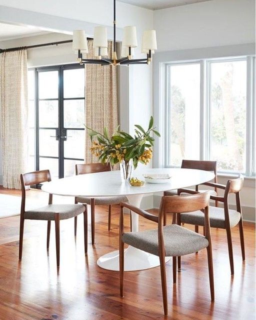 Mesa Saarinen Original vs. Réplica: O Que Você Precisa Saber Antes de Comprar