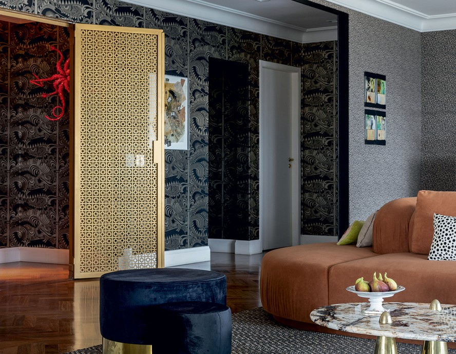 5 ideias de títulos:
1. Papel de Parede Lavável: O Guia Completo para sua Cozinha e Banheiro
2. Transforme seu Banheiro com Papel de Parede Vinílico: Dicas e Inspirações
3. Como Escolher e Aplicar o Papel de Parede Ideal para Áreas Úmidas
4. Durabilidade e Praticidade: As Vantagens do Papel de Parede Lavável
5. DIY: Renove sua Cozinha com Papel de Parede Adesivo