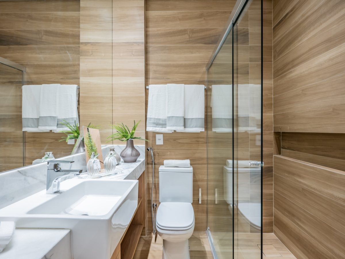 Como Escolher Pastilhas e Azulejos Cerâmicos para um Banheiro com Estilo