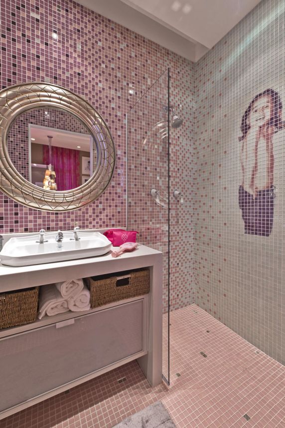 erros comuns decoracao banheiro pastilha rosa