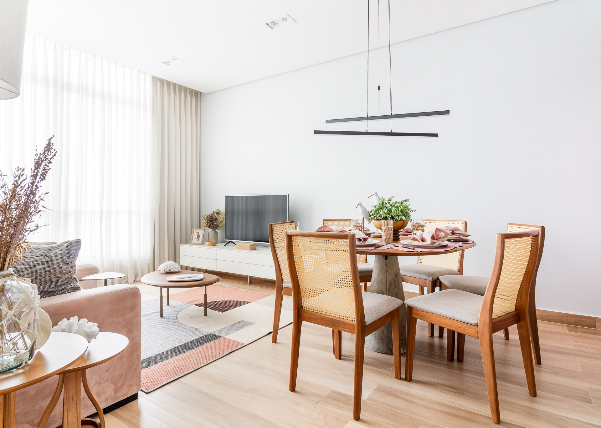 Como Otimizar o Espaço da Cozinha com Mesa Retangular de 6 Lugares