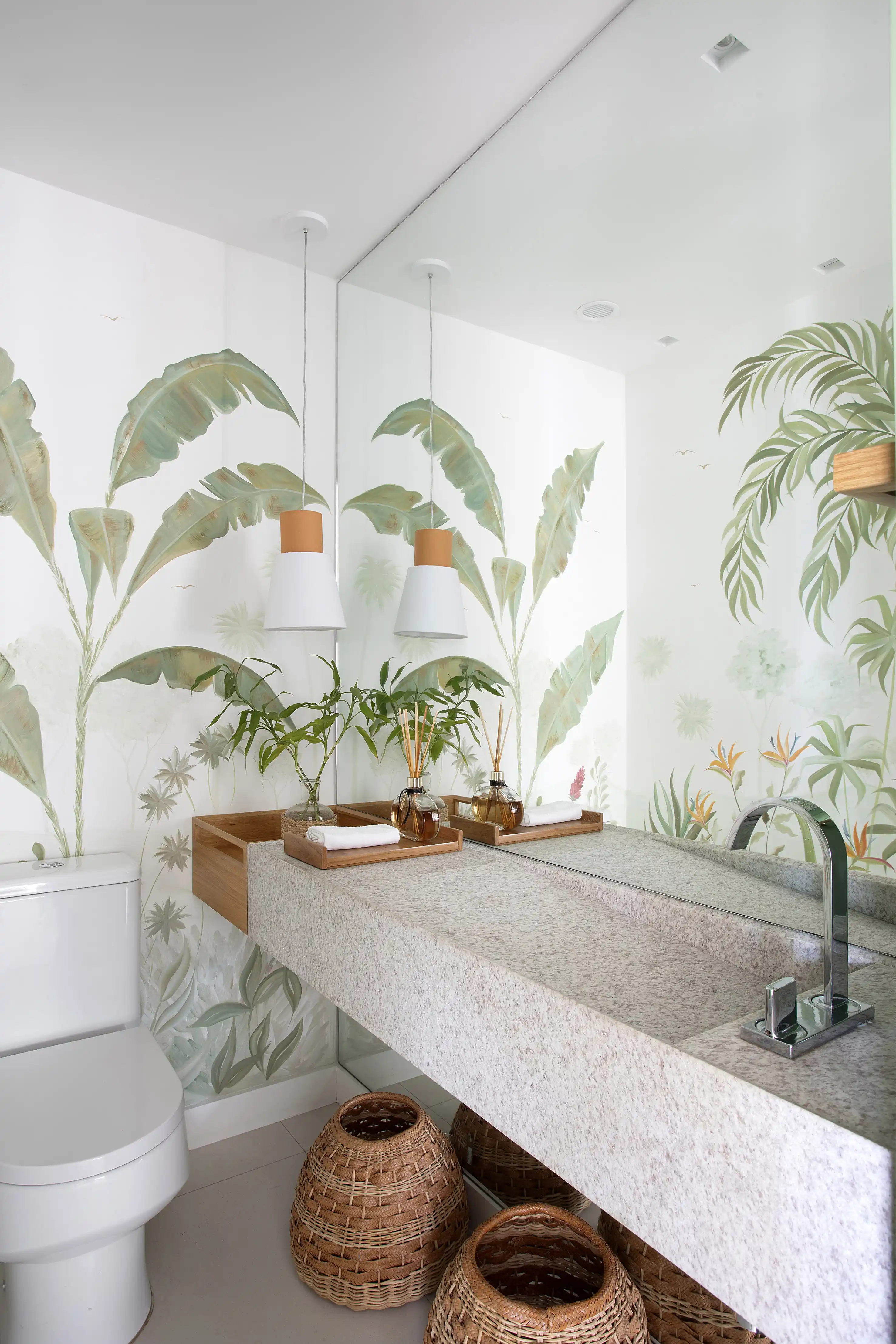 papel de parede lavabo com folhagens