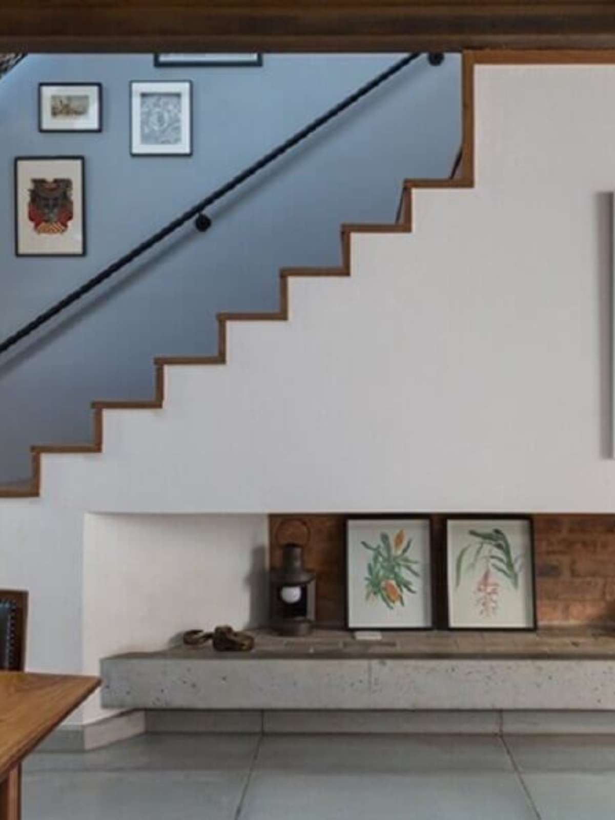 Como Criar um Home Office Funcional Embaixo da Escada