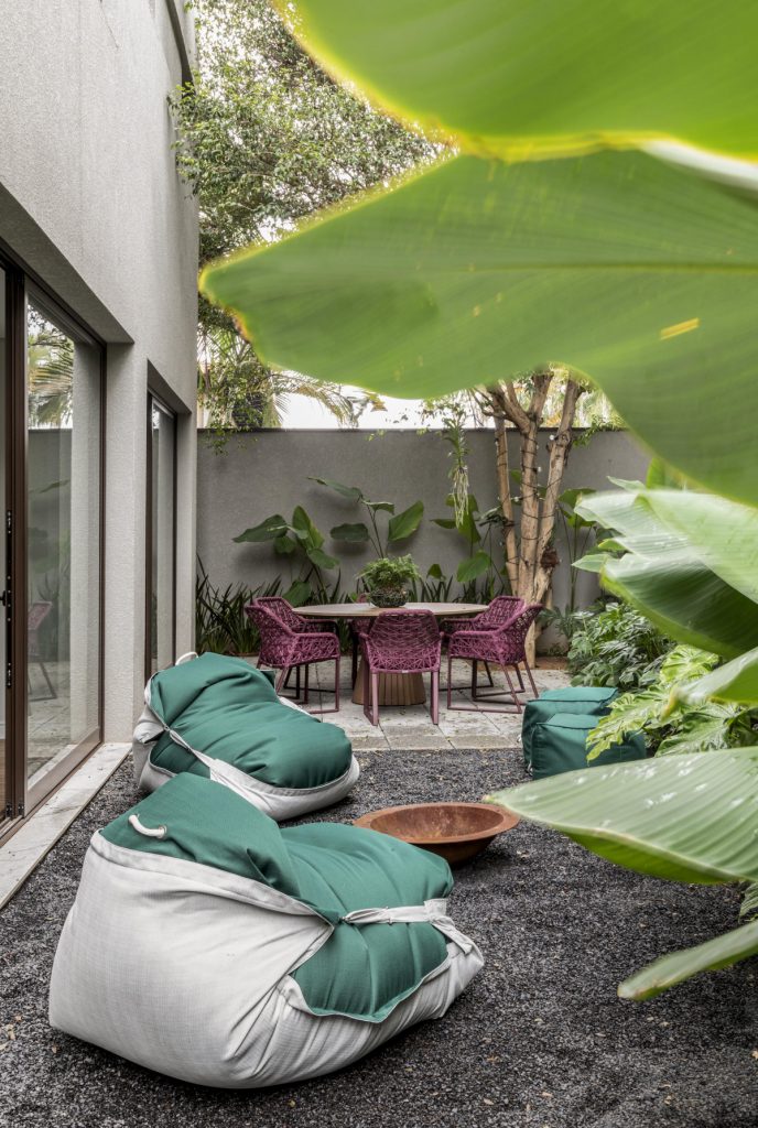 erros comuns decorar sala futon evitar