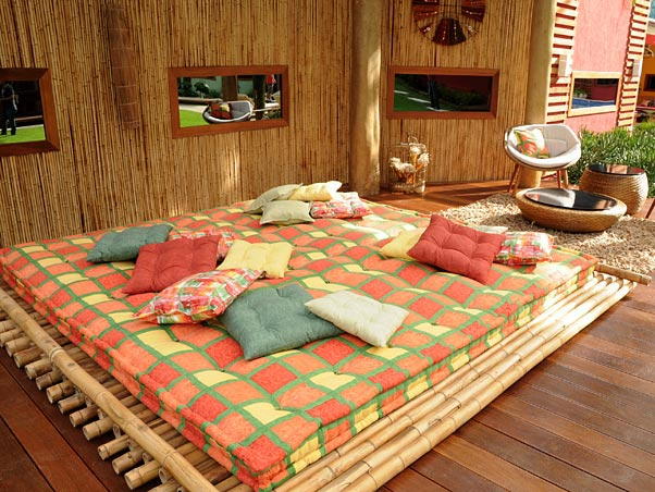 futon versus sofa tradicional qual melhor sala