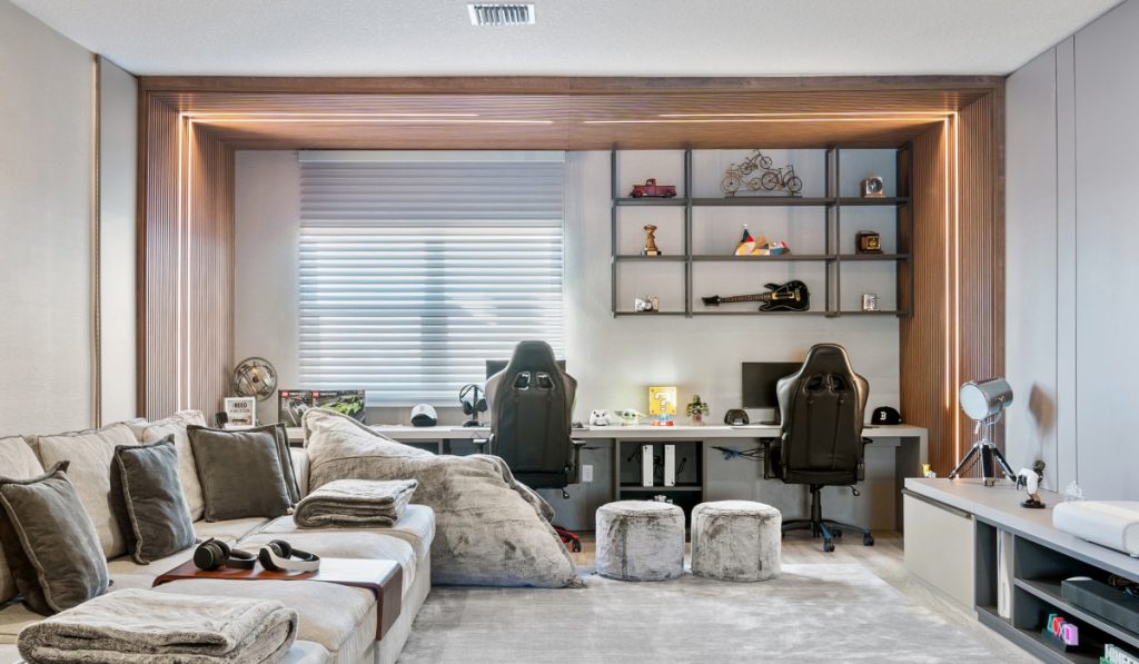 erros comuns ao decorar sala de jogos pequena