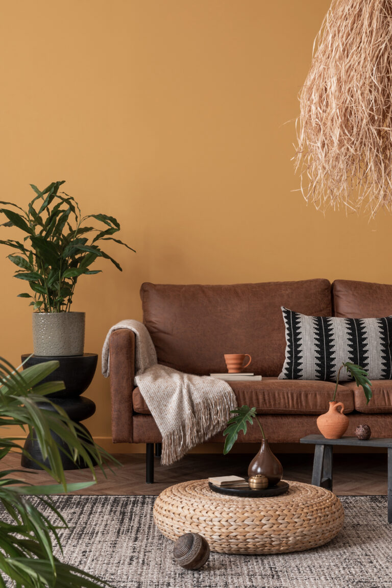 10 salas decoradas tons terrosos ideias