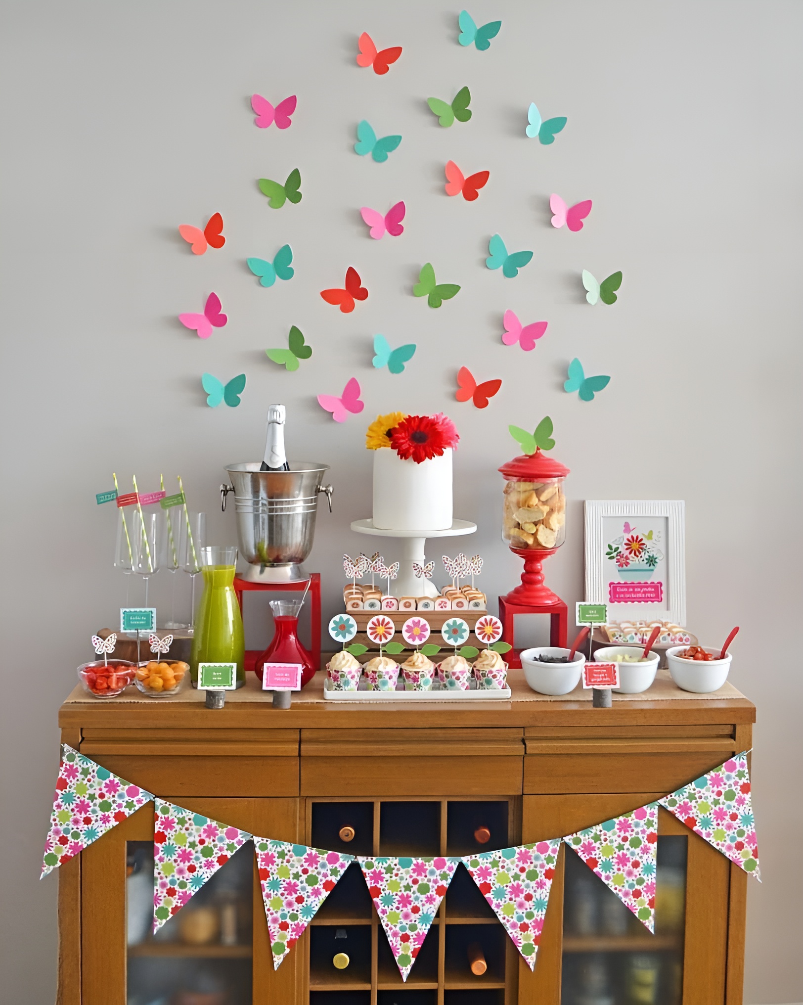 Objetos Essenciais para uma Decoração Simples e Funcional