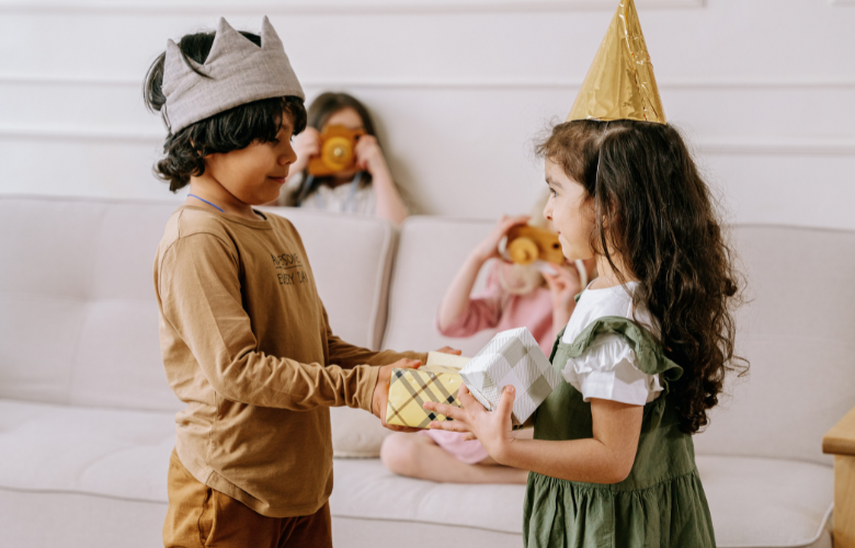 melhores brinquedos dia das crianças lego vs playmobil