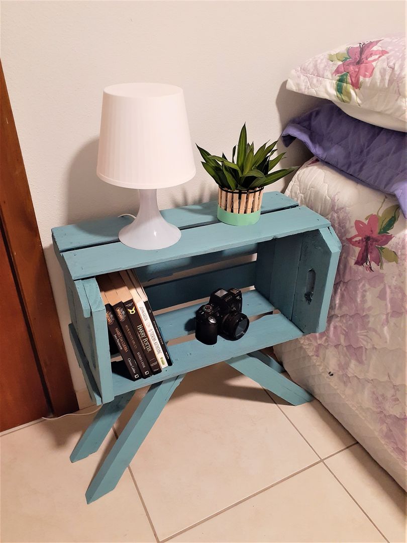 Transforme Caixotes em Mesas de Cabeceira Criativas