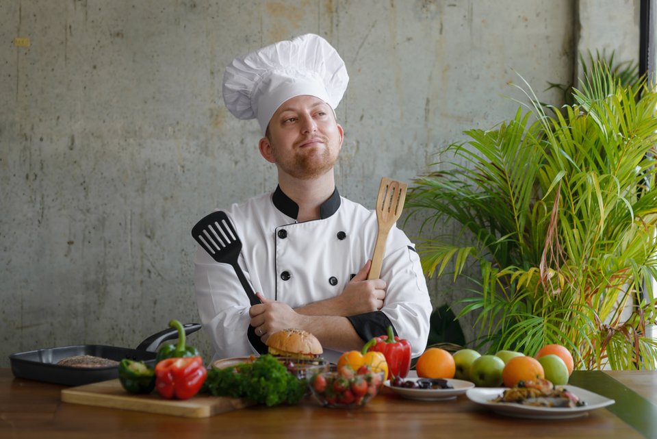 erros comuns ao usar espátula na pintura