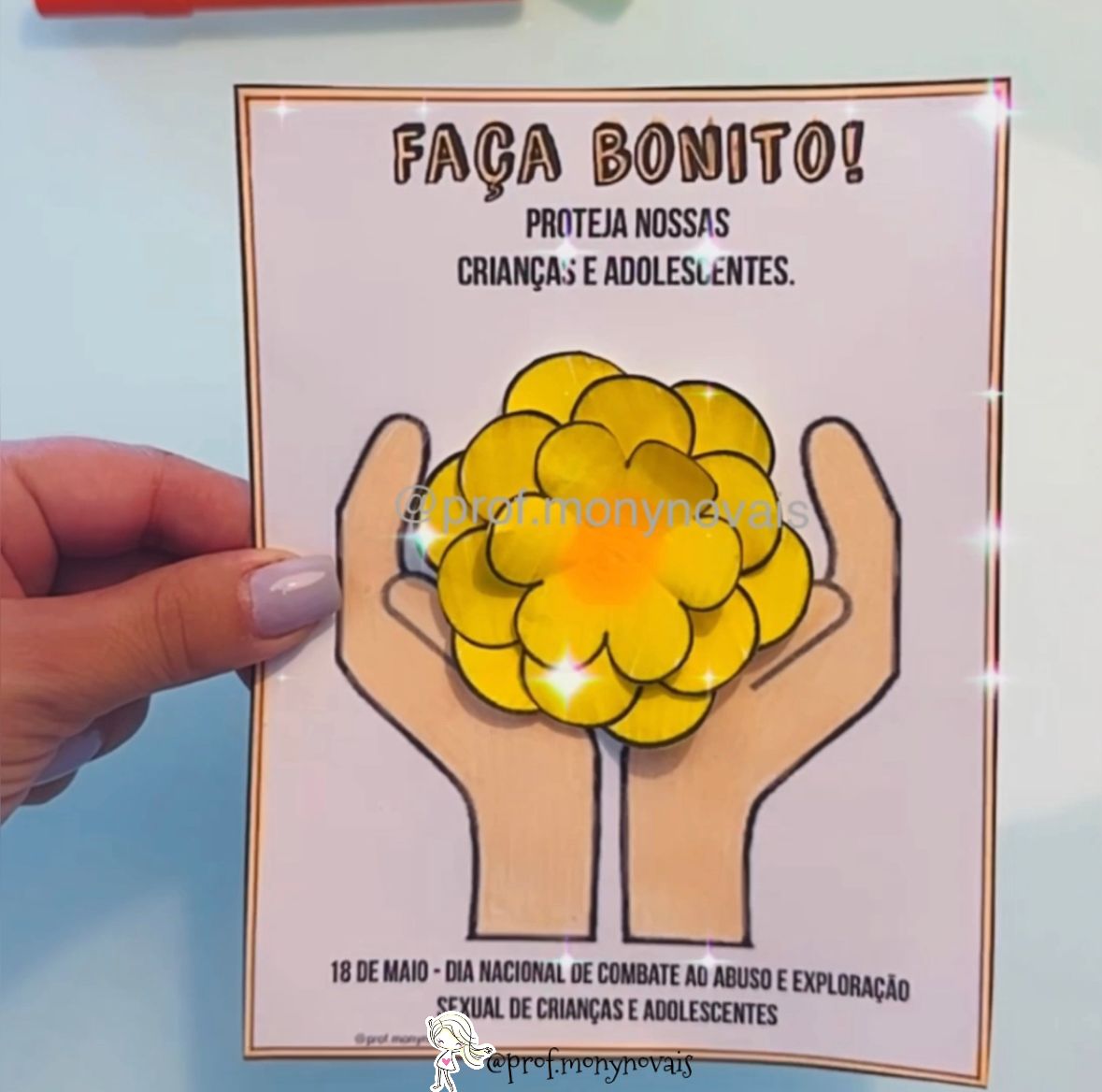 flor de maio amarela