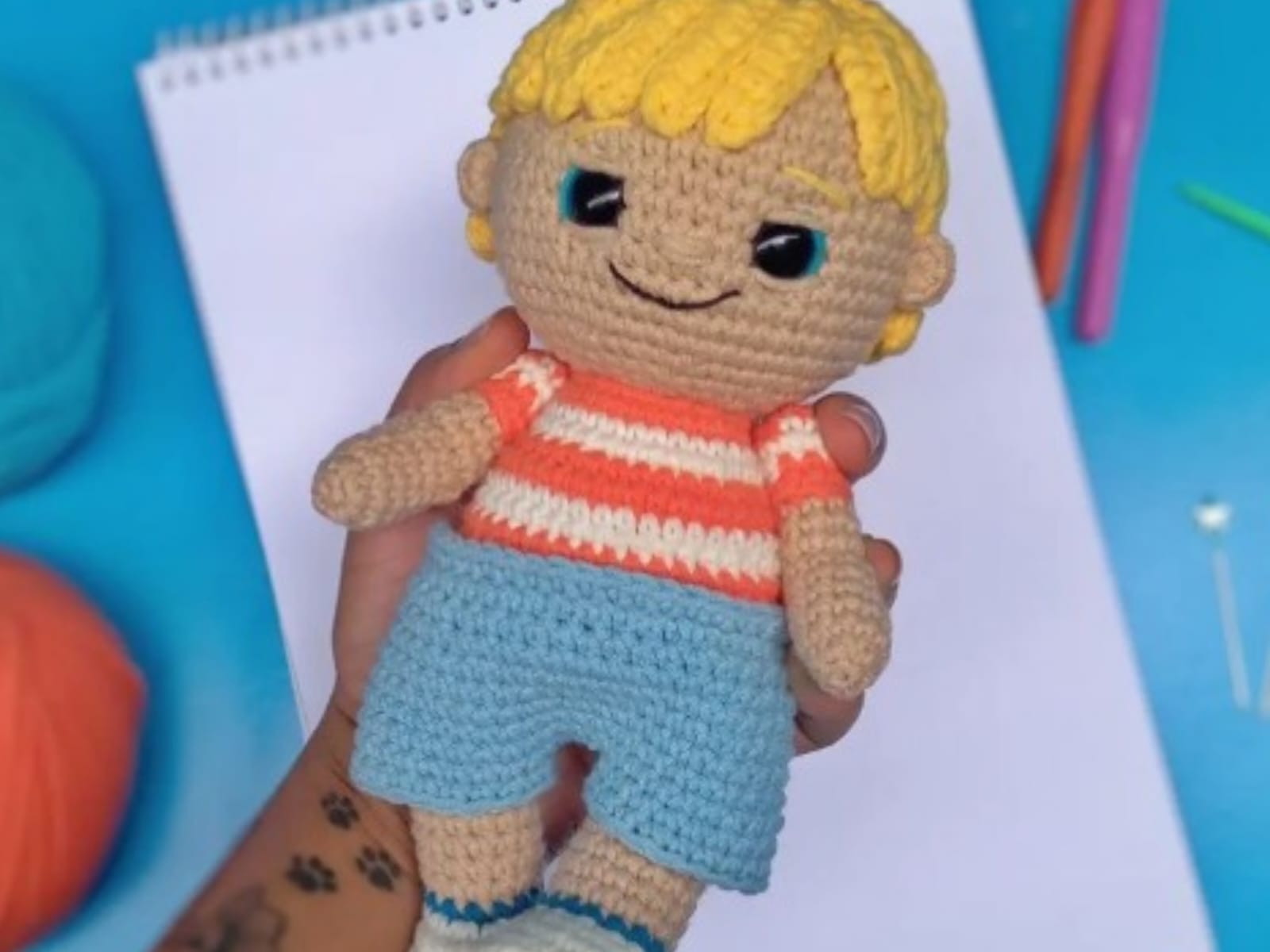 amigurumi vs brinquedos tradicionais dia das crianças