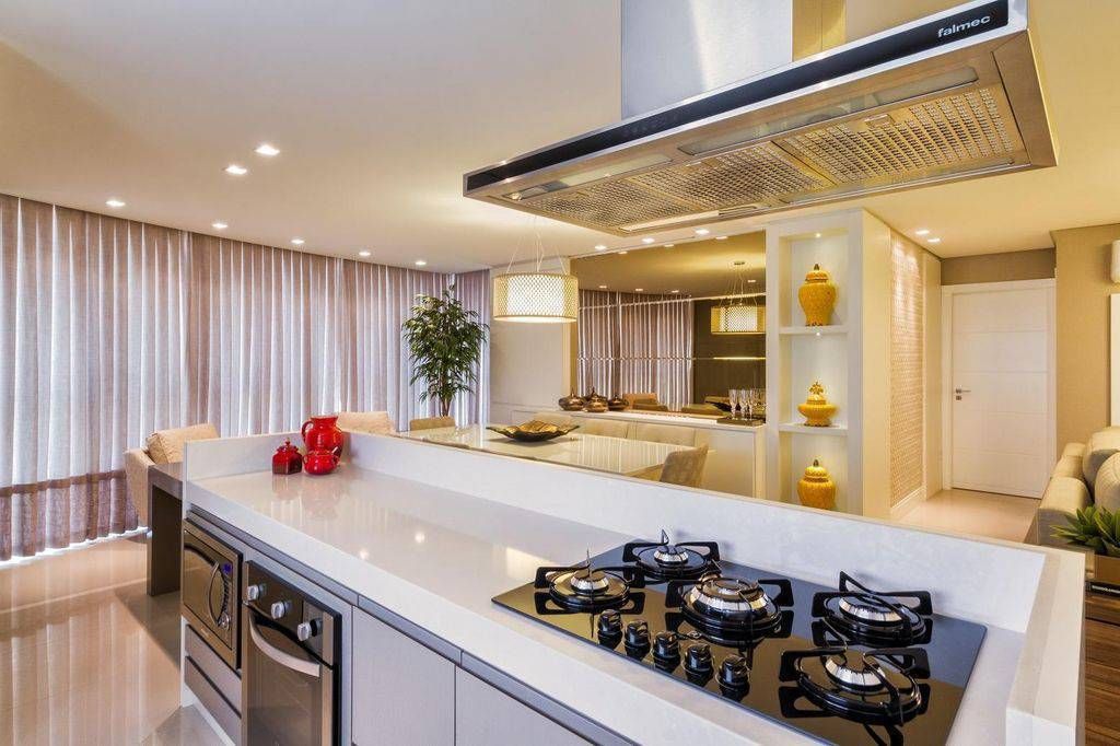 ilha de cozinha com armarios